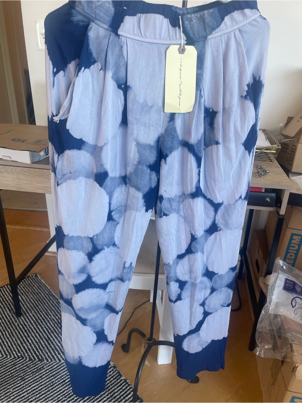 NWT Raquel Allegra Pants in Celestial Blue, Size 0.